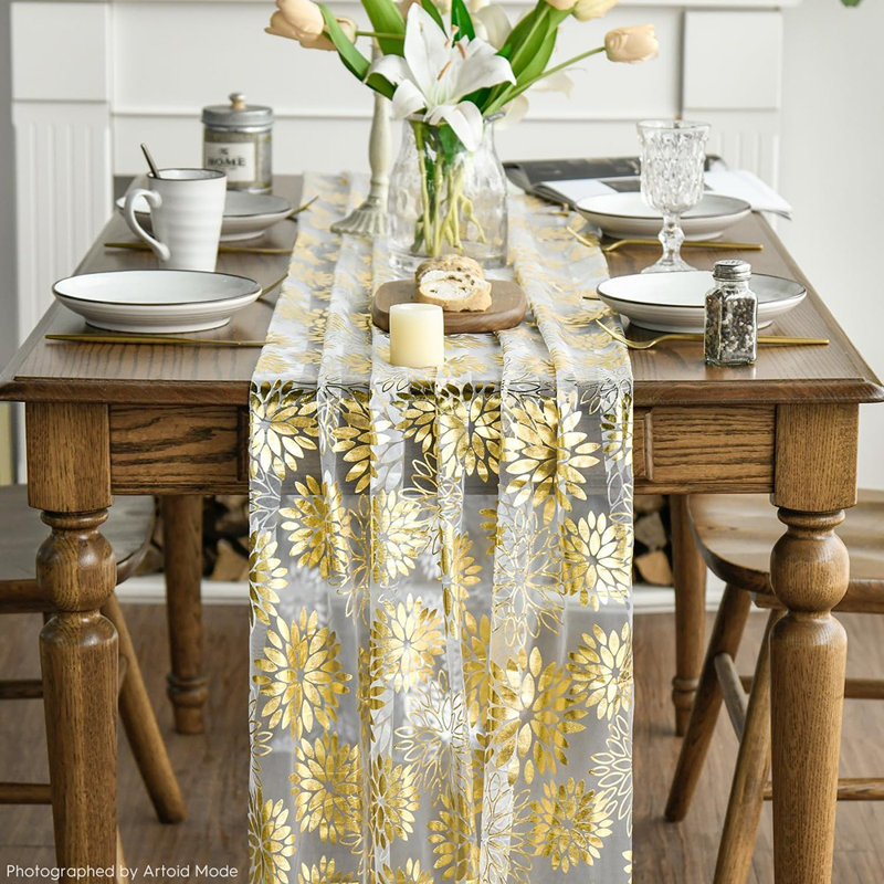 Chemin de table Dahlia Flower Gauze