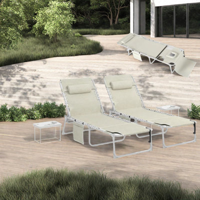 Ensemble de chaises longues portatives portatives, structure en acier réglable avec tables d'appoint pour la détente en plein air