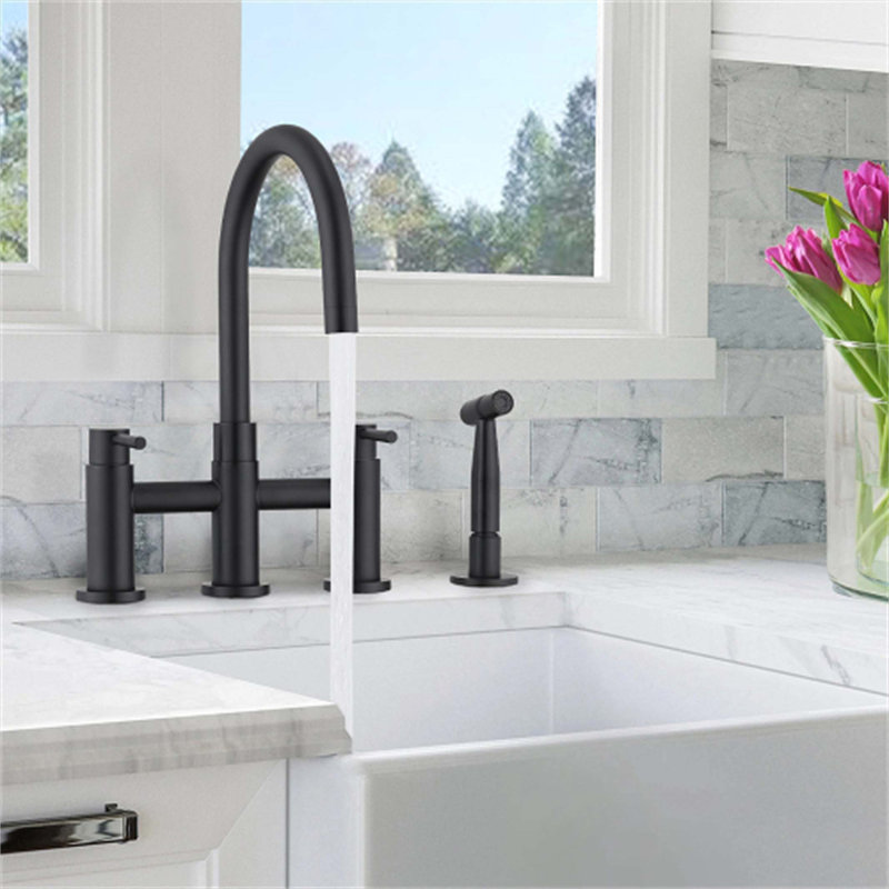 Red Cloud Pull Out Kitchen Faucet, Matte Black