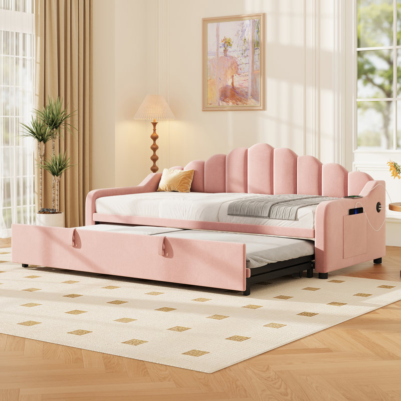 Metal Daybed, Pink
