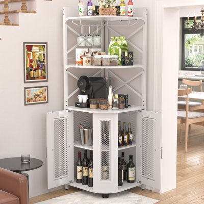 Garde-manger avec tablette ajustabel, garde-manger avec prises