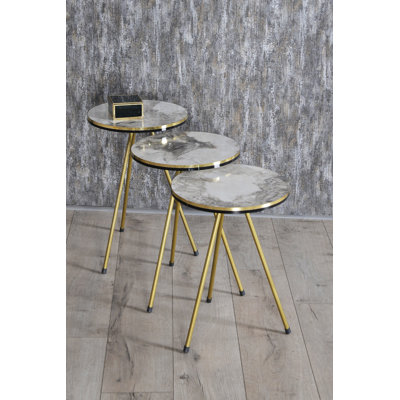 Onalaska Nesting Tables