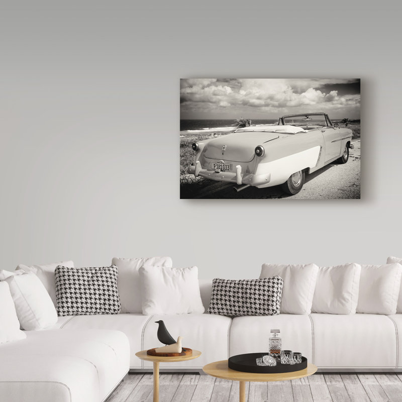 «American Classic Car on the Beach III» par Cosey, reproduction de photo sur toile, H 22 po x l 32 po