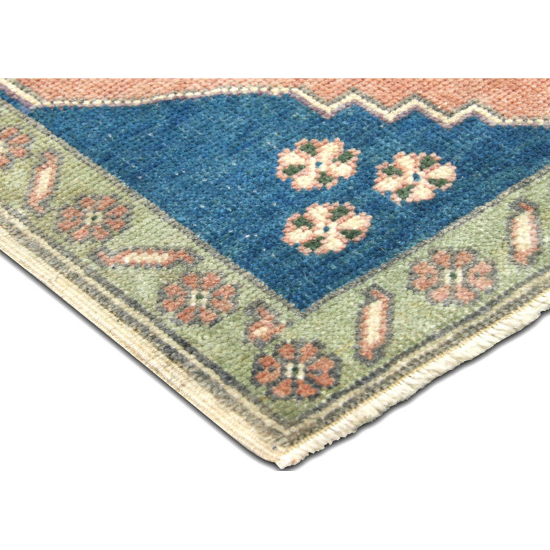 Yastic One-of-a-Kind 1'8" X 3'2" Area Rug