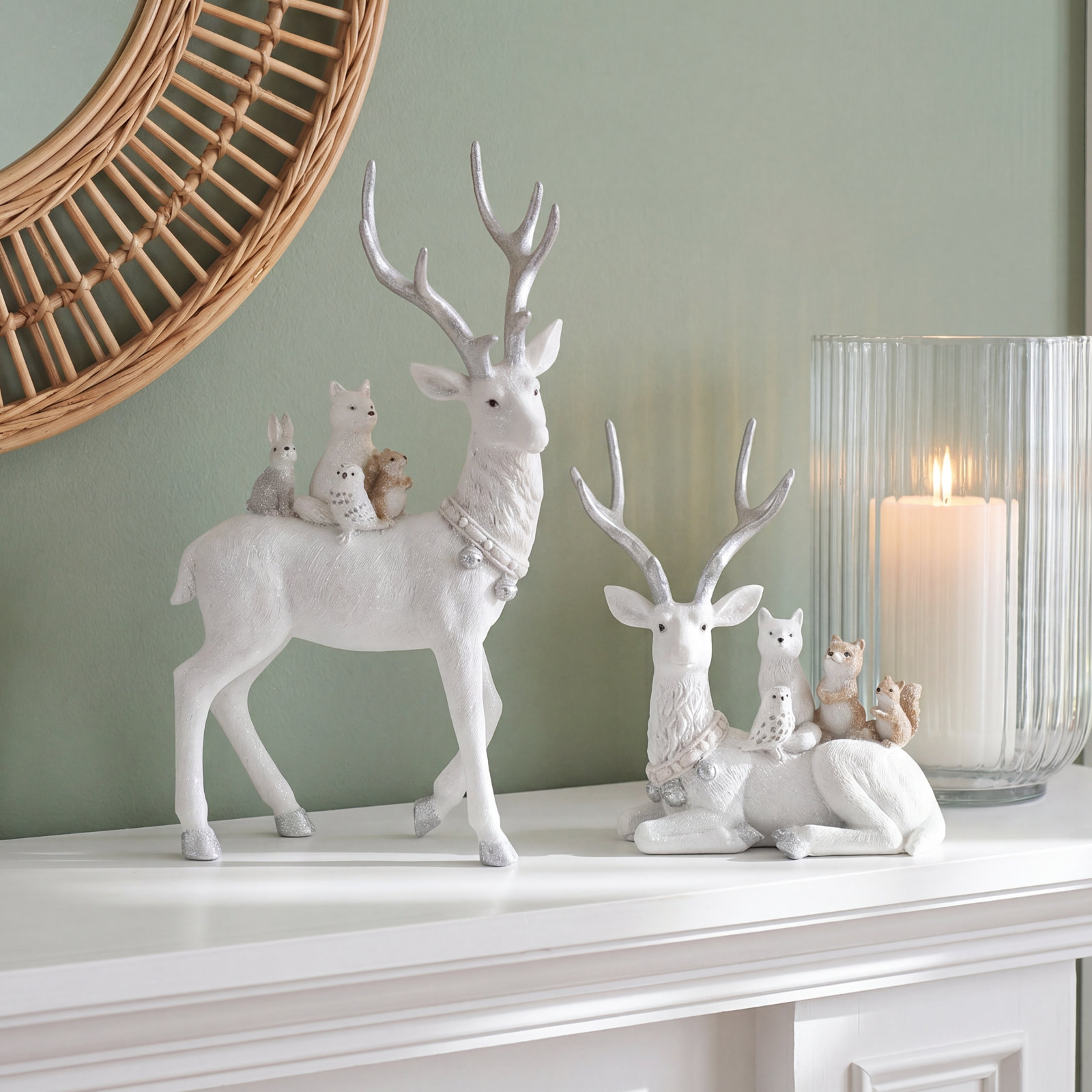 2-Piece Resin Deer Figurine Set