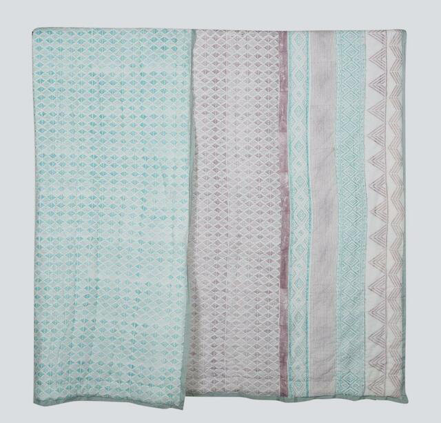 Cotton Geometric Shapes Quilt, Queen Quilt + 2 Shams