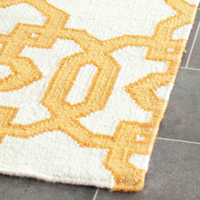 Valenzuela Geometric Wool Area Rug