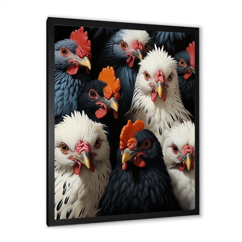 «White Roosters Farm Assemblage II», art mural, Cadre simple noir, H 20 po x l 12 po x P 1 po