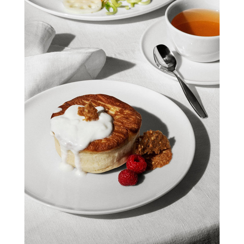 Itsumo Porcelain Salad/Dessert Plate
