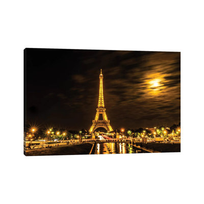 «Moonlight over Paris» par Anders Jorulf - reproduction de photo à cadre flottant