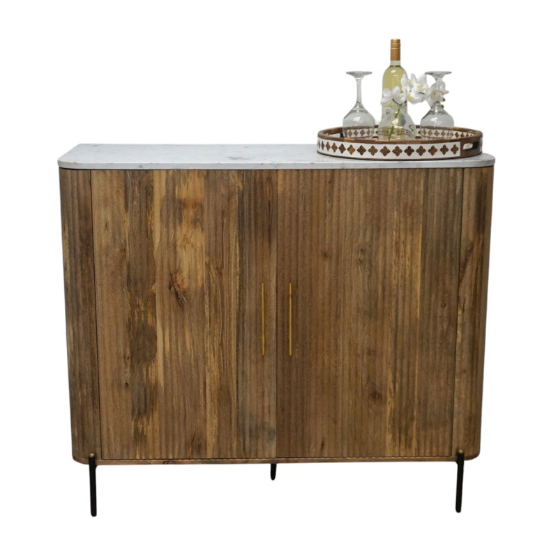 Buffet cannelé à la main en bois de manguier avec plateau en marbre