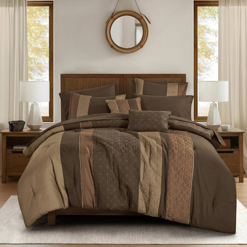 Ensemble d'édredon 9 pièces Elihu, Queen Comforter + 8 Additional Pieces