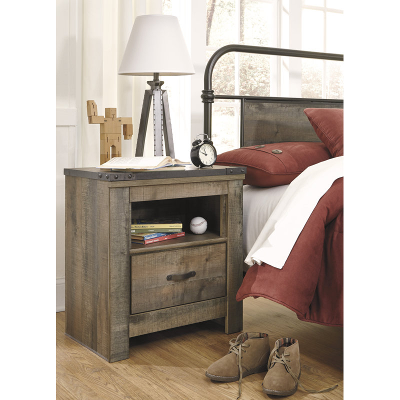 Trinell Panel Bed, Dresser, Mirror and Nightstand, Full
