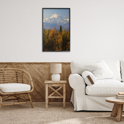«Danali Autumn Landscape», estampe numérique par Shane Lamb