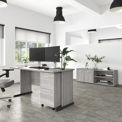 Ensemble de bureau d'ordinateur Studio A