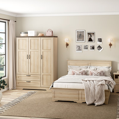 American Country Vintage 46'' Armoire