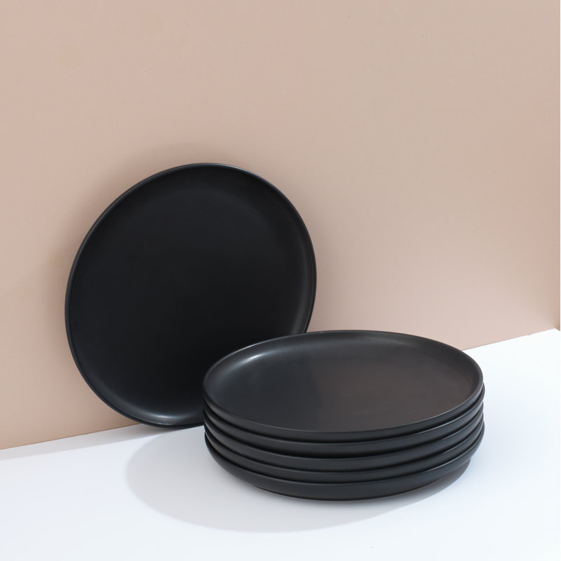 Ensemble d'assiettes en grès de 10,5 po JoyJolt Mesa, Noir mat