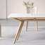 Table et chaises de style crème-102351838