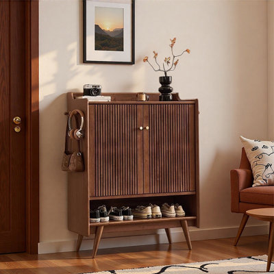 Armoire à chaussures de style européen