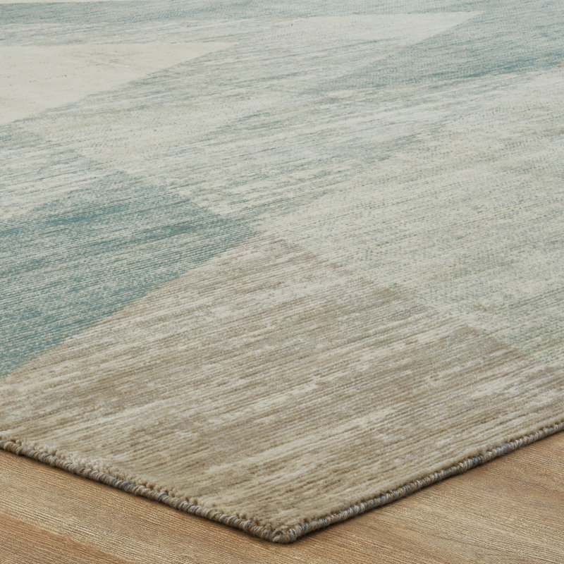 Rosemont Coastal Mist Wool Handcrafted Area Rug, Blue, Rectangle 7'6" x 9'6"