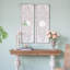 Ensemble de 2 grands panneaux d'art mural en bois avec finition blanche patinée et décorations de miroir rond, 17 po x 48 po