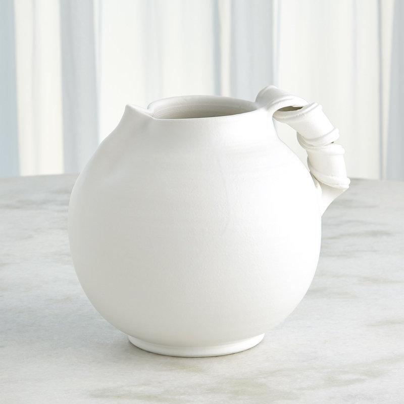 Curt Pitchers-White-Lg