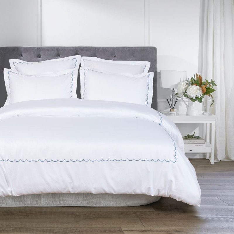 Brazier Sateen Duvet Cover, Queen Duvet Cover + 2 Standard Shams, Blue/White