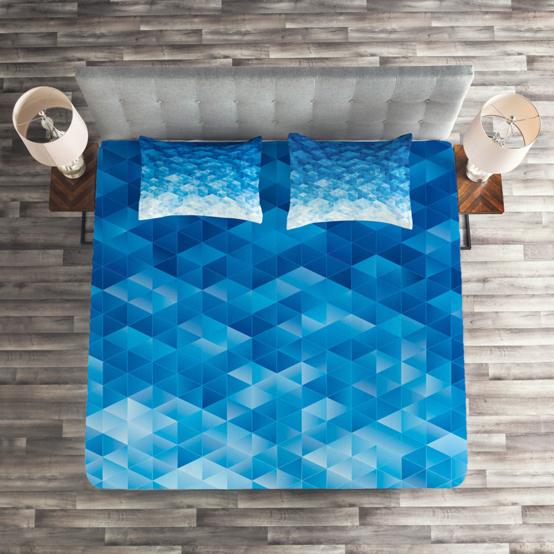 Polyester Geometric Shapes Coverlet, King Bedspread + 2 Shams