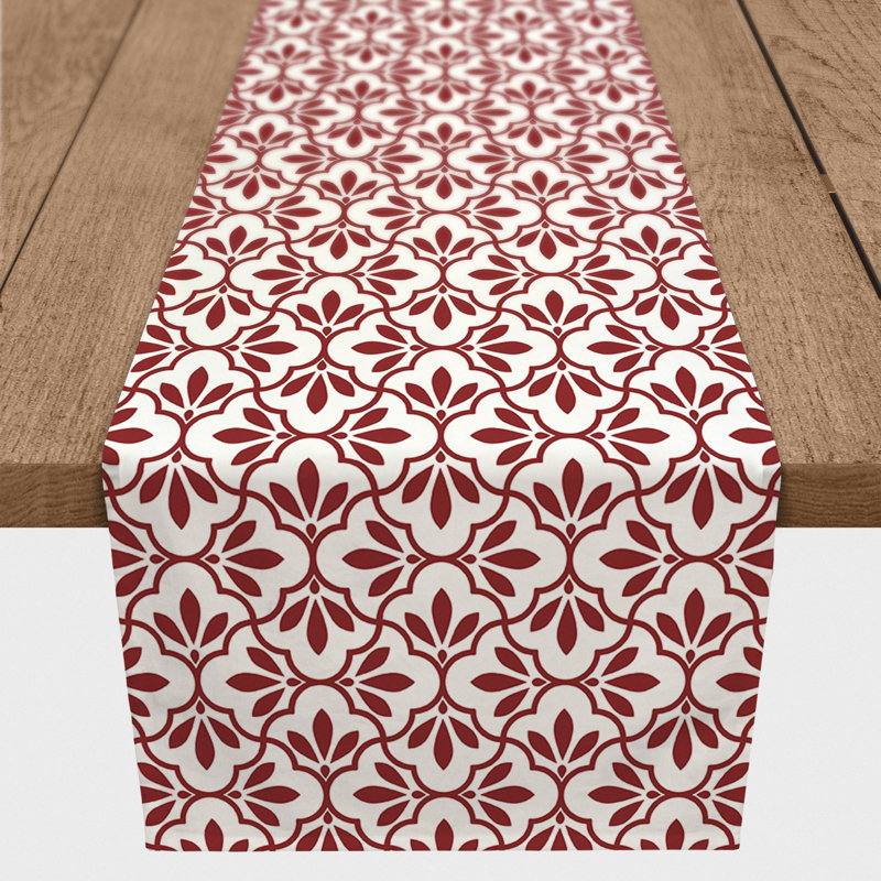 Chemin de table d'extérieur Quatrefoils On, L 90 po x P 16 po, Rouge