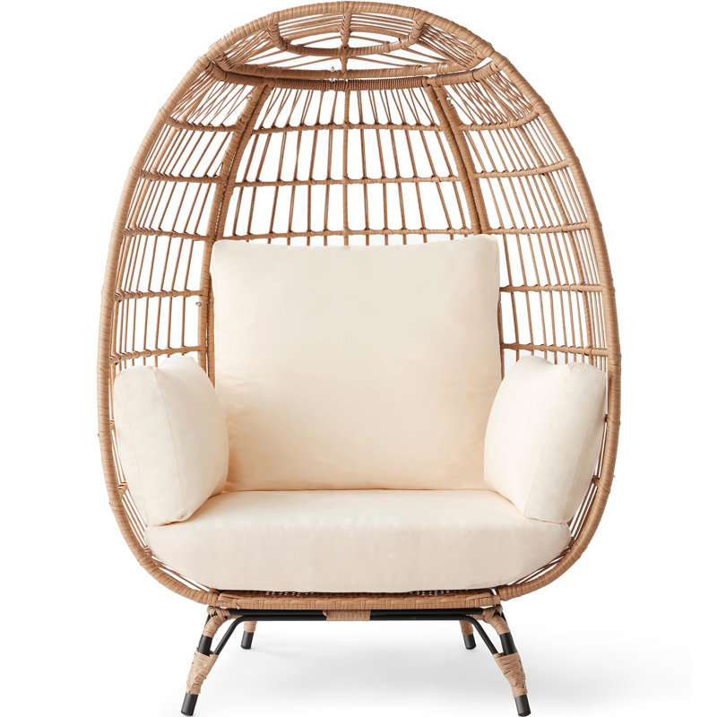 Wicker Outdoor Lounge Chair, Beige, Ivory
