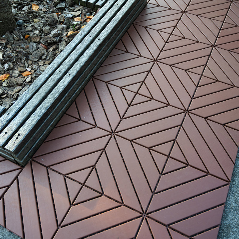 Carreaux de terrasse en plastique emboîtables, Brun