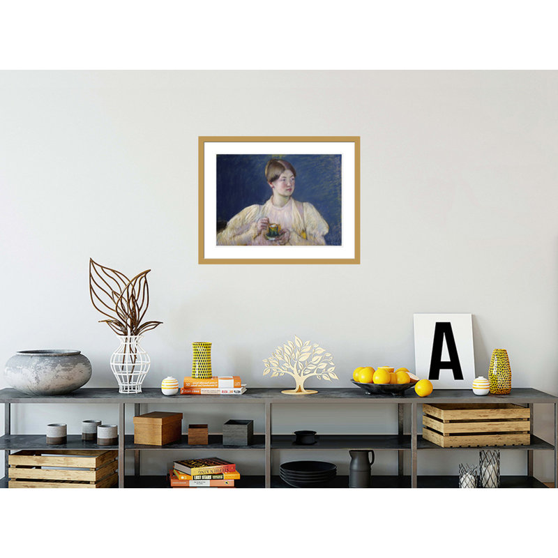 «La Tasse de thé» par Mary Cassatt, impression giclée encadrée, H 23,3 po x l 29,5 po