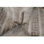 Tapis beige classique 5 x 7 avec des détails grecs indémodables