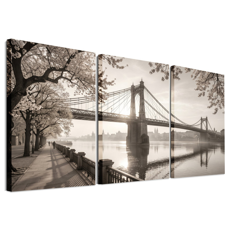 «Cherry Blossom Trees and Suspension Bridge at Dawn», ensemble de 3 toiles murales, 36"H x 24"W x 3pcs