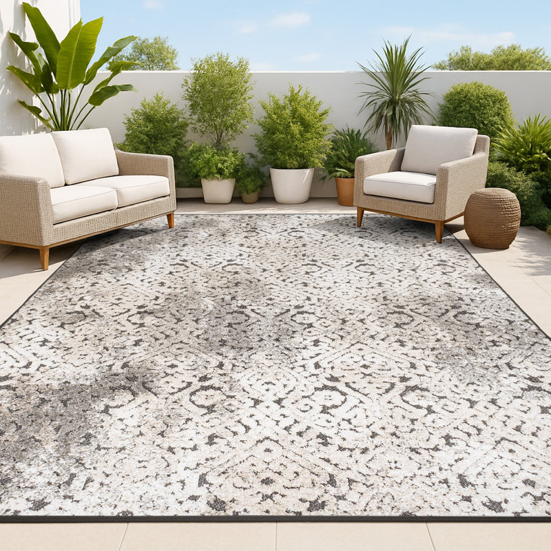 Angilina High-Low Shabby Damask Cream/Beige/Dark Gray Indoor/Outdoor Rug, Rectangle 3' x 5'