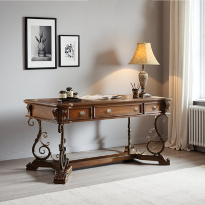 Classical style desk