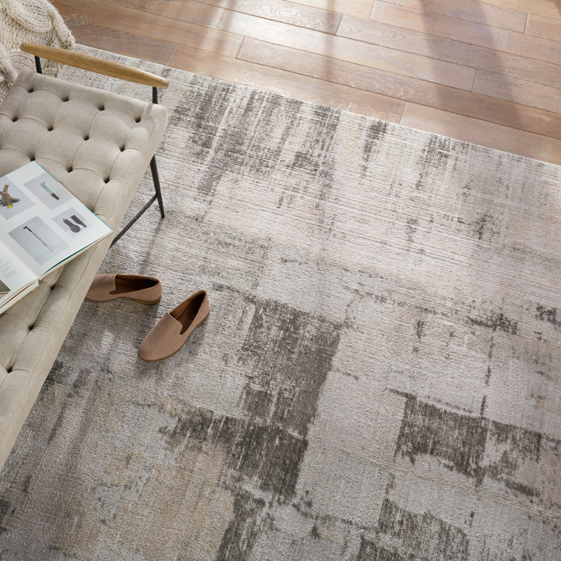 Tapis abstrait crème / taupe Proto (5 pi 3 po x 7 pi 6 po), Rectangle 5 pi 3 po x 7 pi 6 po