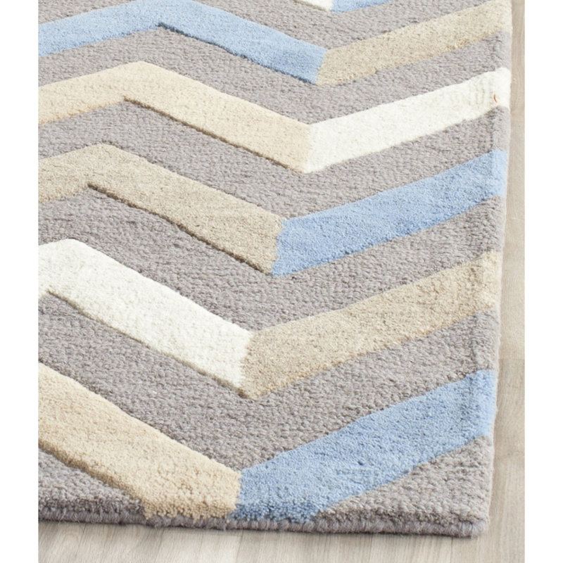 Ivory and Gray Hand-Tufted Wool Chevron Area Rug