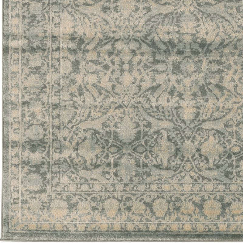 Benson Oriental Indoor Rug, Runner 2'2" x 7'7"