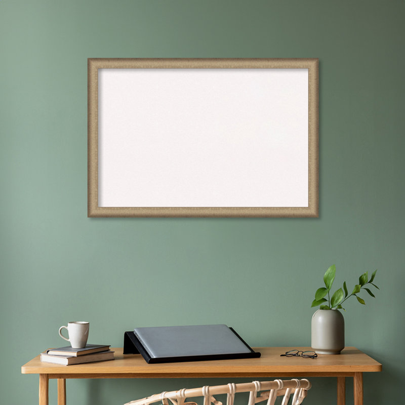 Tableau d'affichage mural, Bronze brossé, 27 x 39/39 po