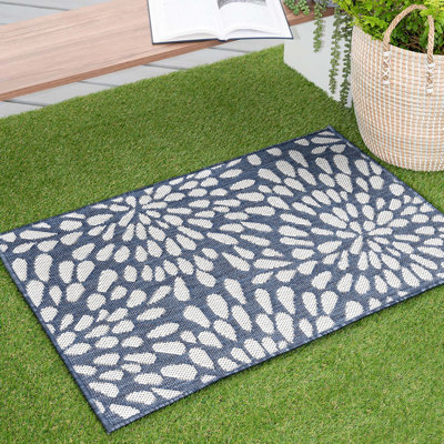 Floral Machine Woven Indoor / Outdoor Area Rug
