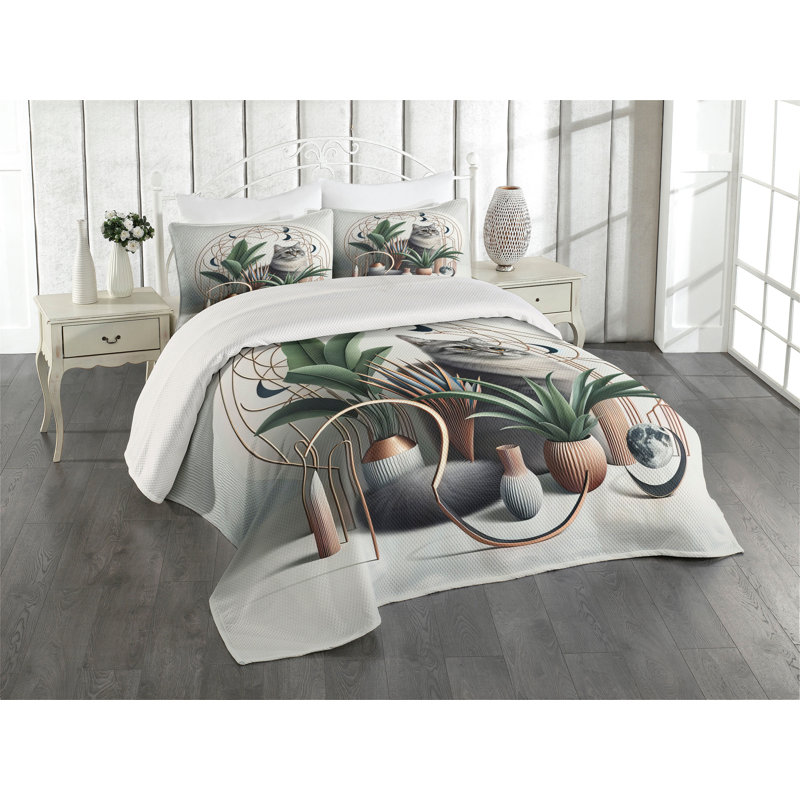 Floral Coverlet, King Coverlet + 2 Standard Shams