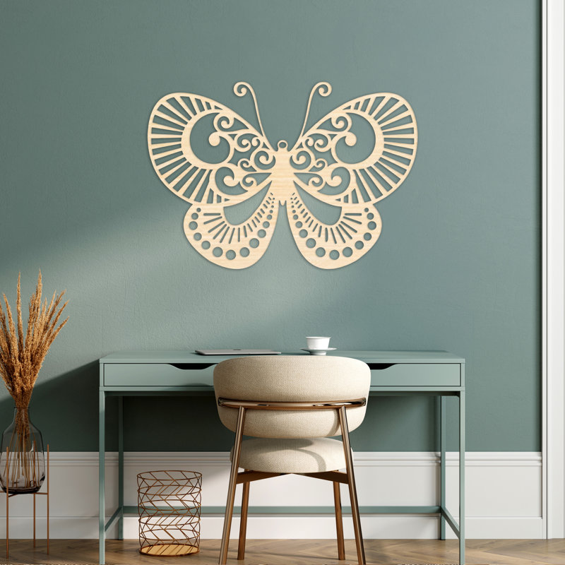 Art mural abstrait d'un papillon avec lignes et pois - Bouleau baltique naturel, H 31,8 po x l 46 po x P 0,25 po