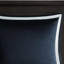 Édredon bleu marine / argent - très grand. 8 pièces avec noyau. Contient 1 édredon, 2 taies décoratives européennes, des coussins décoratifs et une jupe de lit. Tissage texturé pour une chambre à coucher élégante. Bleu marine / argent tout usage À l'intérieur. Comprend un-121228293-121228295