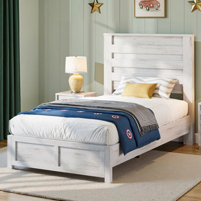 Farmhouse 2 Piece Bedroom Set, Platform Bed And 5 Drawer Dresser