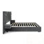 Grand lit tapissier en chenille avec table de chevet-1047647817