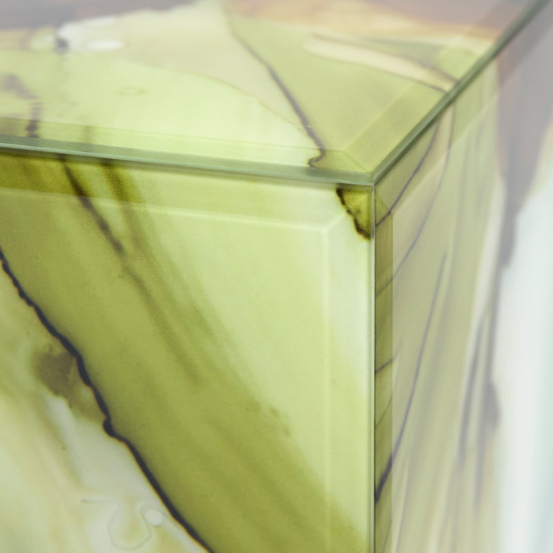 «Seaglass Garden I» par Elizabeth Franklin, table d'appoint en verre biseauté à imprimé inversé avec base noire