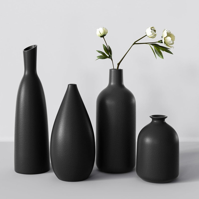 Vase en céramique noire