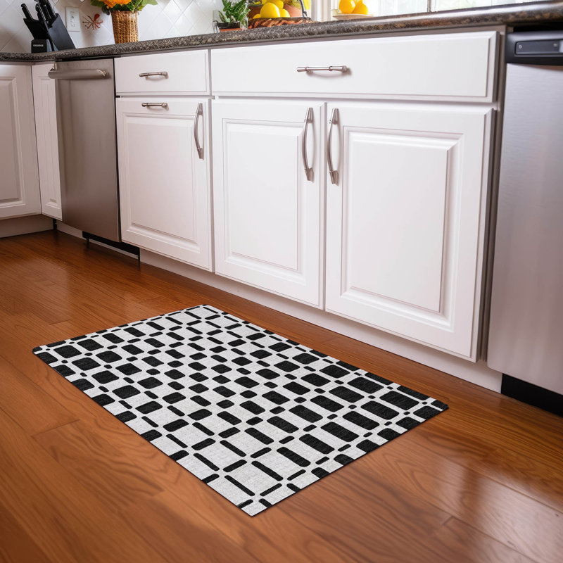 Premium Machine Washable Prisco Black Rug, Rectangle 1'8" x 2'6"
