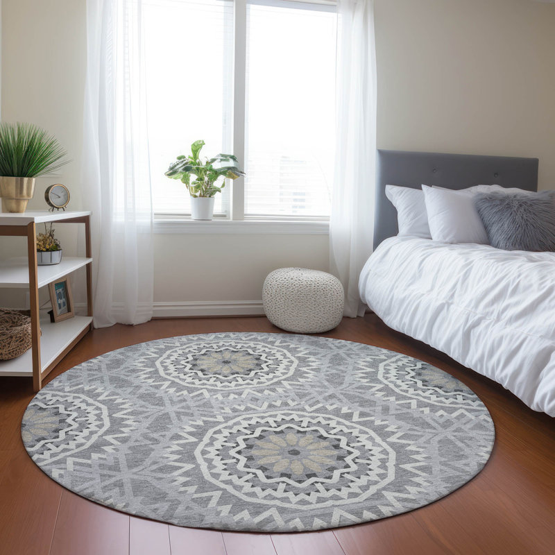Kawtar Washable Geometric Indoor / Outdoor Rug, Round 8'